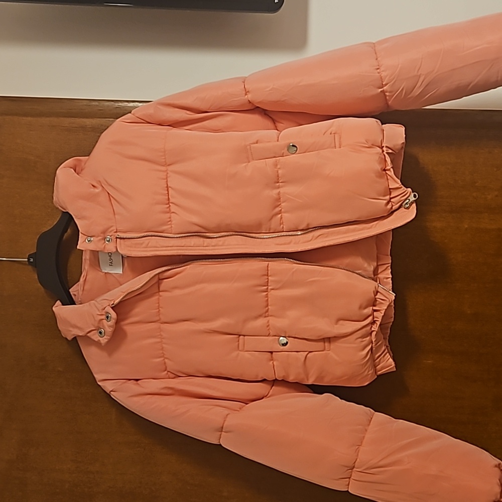 Pink puffer jacket women's size medium